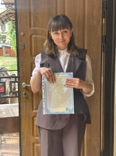 Від окупації до власного дому: історія Інни та її доньок, які отримали житло завдяки програмі Держмолодьжитла